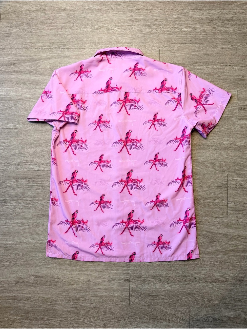 Retro Rifle Saws & Macaws Button Up - Picture 6 of 7